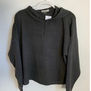 Barefoot Dreams Malibu Collection Butter Fleece NWT $148 Pullover size large